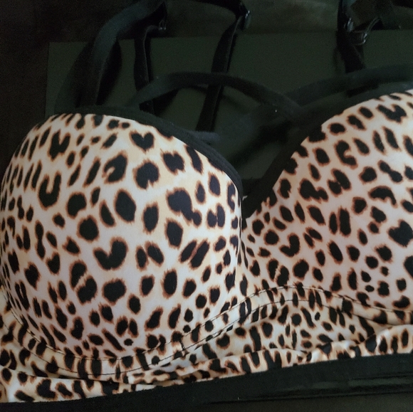 Pink sports bra - Picture 1 of 6